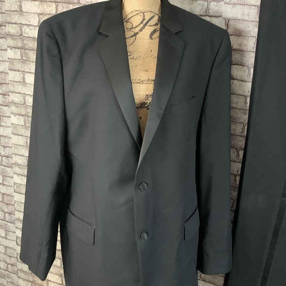 Izod NEW men’s tuxedo jacket and pants - Picture 3 of 8